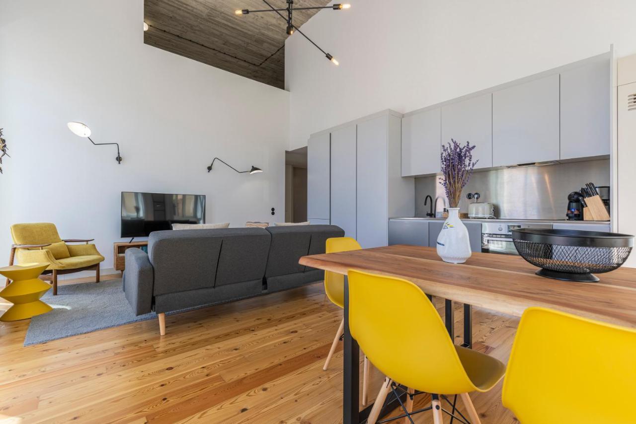 Glamorous 3Bdr Apartment In City Center By Lovelystay Lisboa Exterior foto