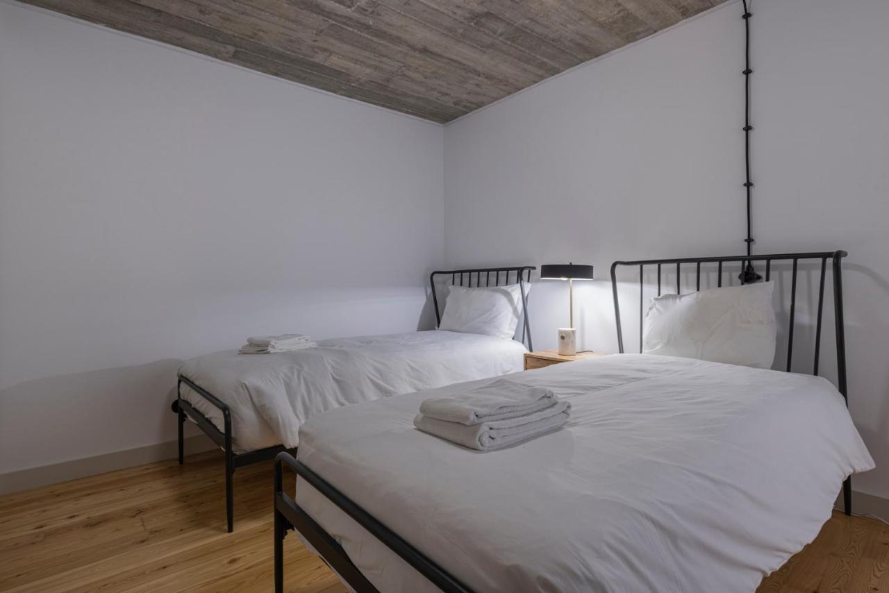 Glamorous 3Bdr Apartment In City Center By Lovelystay Lisboa Exterior foto