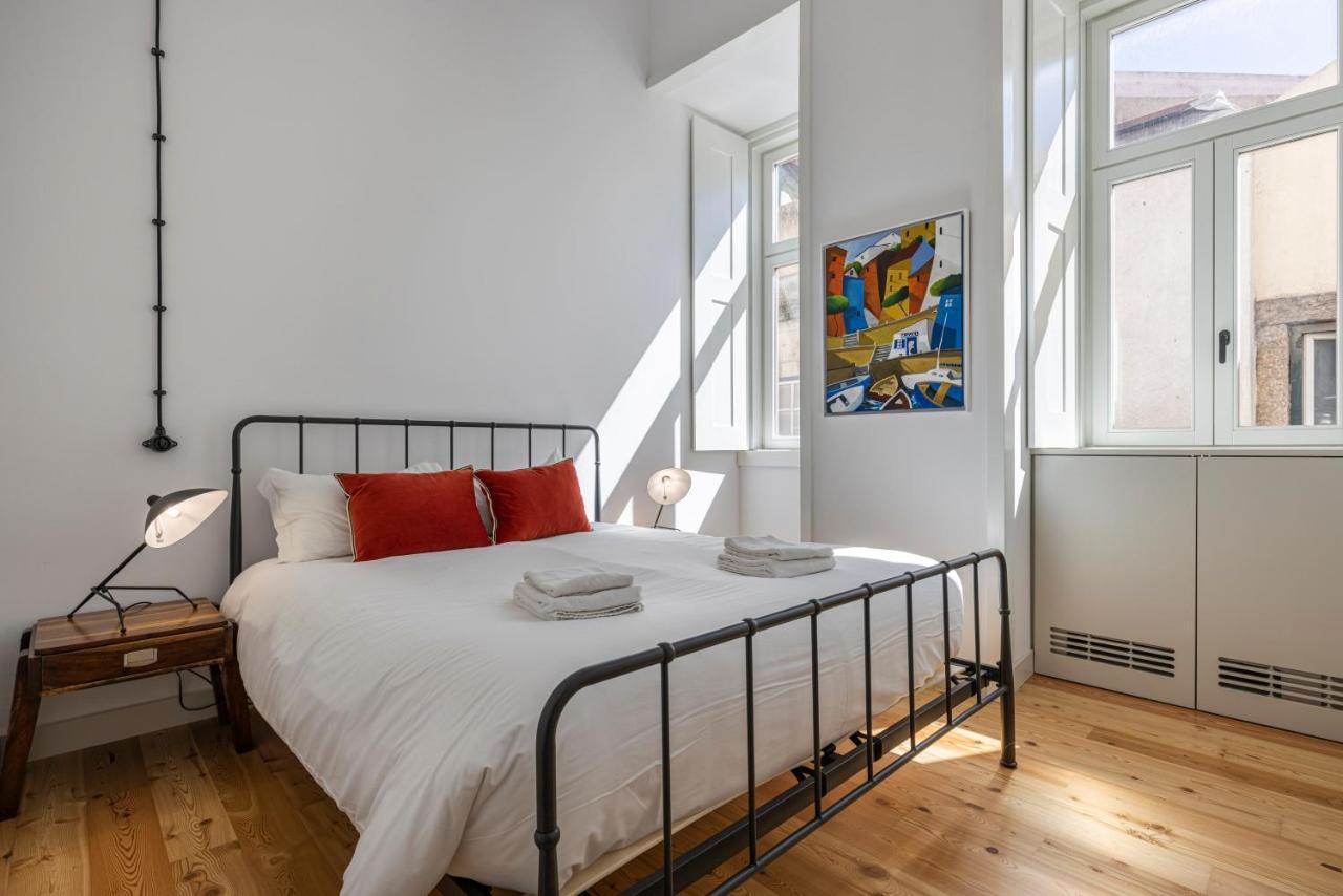 Glamorous 3Bdr Apartment In City Center By Lovelystay Lisboa Exterior foto